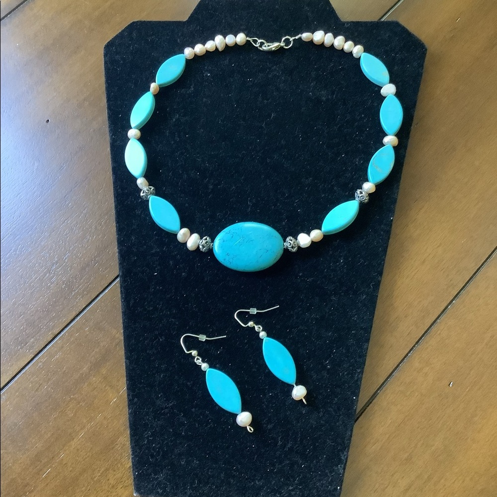 Hand Crafted Turquoise Blue Colored Necklace Set